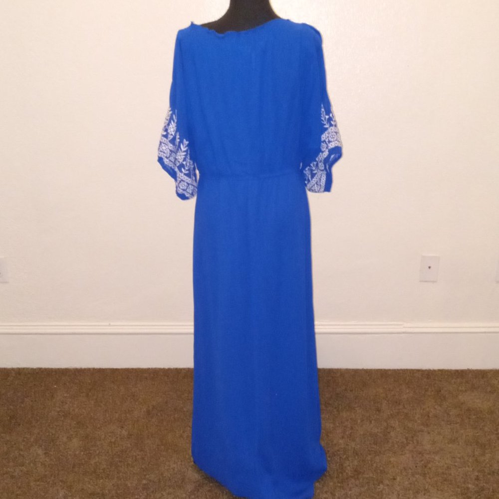 Bright blue sheer embroidered maxi dress - Picture 5 of 14